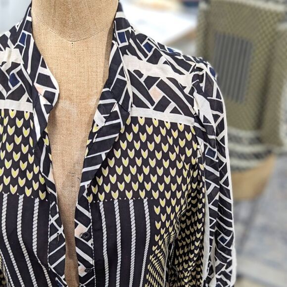 Diane Von Furstenberg Blouse - Picture 3 of 9